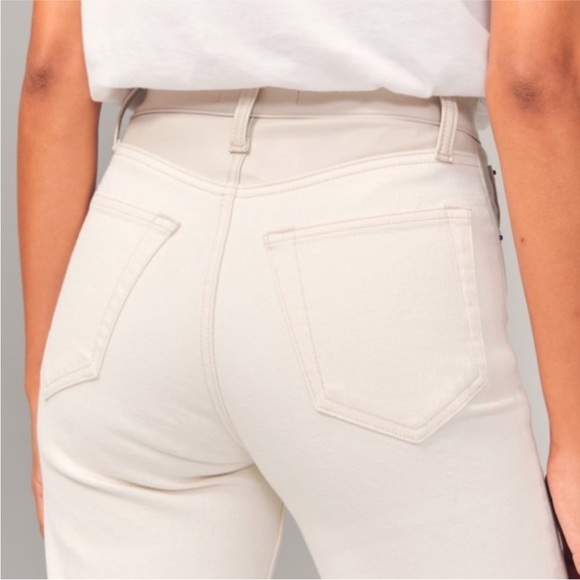 Abercrombie & Fitch 90s Straight Curve Love Cream Leather & White Denim Jeans - Picture 3 of 9